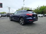 Used 2020 Maserati Levante image 4