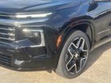 New 2025 Chevrolet Traverse High Country image 2