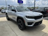 New 2025 Jeep Grand Cherokee Limited w/ Luxury Tech Group II image 2