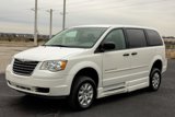 Used 2008 Chrysler Town & Country LX w/ PWR & Remote Entry Group image 3