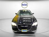 Used 2018 Chrysler 300 Touring L image 2