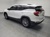 Used 2023 GMC Terrain SLT image 3