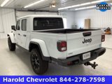 Used 2025 Jeep Gladiator Sport image 4