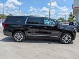 Used 2023 GMC Yukon XL Denali image 3