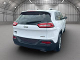 Used 2017 Jeep Cherokee Latitude w/ Comfort/Convenience Group image 6