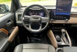 Used 2024 GMC Canyon Denali image 5