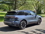 New 2025 Lincoln Nautilus Reserve image 3