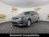 Used 2020 Chrysler Pacifica Touring image 4