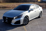 Used 2023 Nissan Altima 2.5 SV image 2