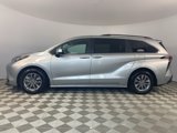 Used 2024 Toyota Sienna LE image 4