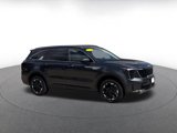 Used 2024 Kia Sorento S image 2