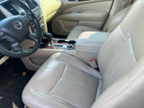 Used 2020 Nissan Pathfinder Platinum image 4