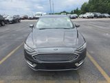 Used 2018 Ford Fusion SE image 2