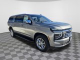 New 2025 Chevrolet Suburban Premier image 4