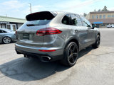 Used 2017 Porsche Cayenne w/ Premium Package image 5