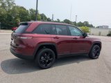 New 2025 Jeep Grand Cherokee Altitude image 4
