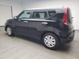 Used 2022 Kia Soul LX image 3