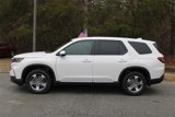 New 2025 Honda Pilot EX-L image 2