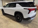 New 2025 Chevrolet Traverse LT image 2