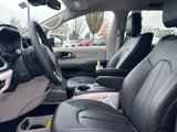 New 2024 Chrysler Pacifica Touring-L w/ Uconnect Theater Family Group image 4