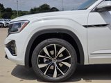 New 2025 Volkswagen Atlas SEL Premium R-Line image 5