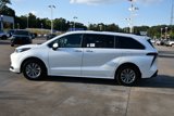New 2025 Toyota Sienna XLE image 4
