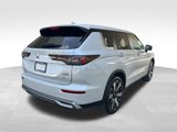 New 2025 Mitsubishi Outlander SE image 3
