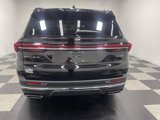New 2025 Buick Enclave Preferred image 3
