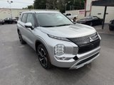 Used 2024 Mitsubishi Outlander FWD image 3