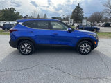 Used 2022 Kia Seltos EX image 6
