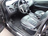 Used 2013 Chrysler 200 Limited image 2