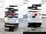 Used 2024 Mercedes-Benz GLE 450 4MATIC image 5