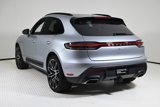Used 2025 Porsche Macan image 3