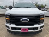 New 2025 Ford F250 Platinum image 2