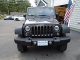 Used 2017 Jeep Wrangler Unlimited Rubicon w/ Connectivity Group image 3