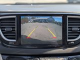 Used 2022 Chrysler Pacifica Touring-L image 3