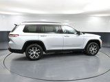 Used 2024 Jeep Grand Cherokee L Limited w/ Luxury Tech Group II image 4