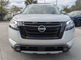 New 2025 Nissan Pathfinder Platinum w/ Black Appearance Package image 3