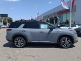 New 2025 Nissan Pathfinder Platinum image 2