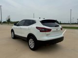 Used 2020 Nissan Rogue Sport S image 4