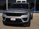 New 2025 Jeep Grand Cherokee Altitude image 2