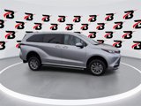 Used 2024 Toyota Sienna LE image 2