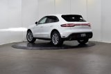 Certified 2025 Porsche Macan image 3