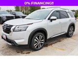 New 2025 Nissan Pathfinder Platinum image 3