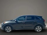 Used 2022 Kia Niro EX w/ Cold Weather Package image 2