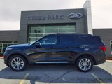 Certified 2023 Ford Explorer XLT w/ Equipment Group 202A image 5