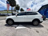 Used 2020 Volkswagen Tiguan SE image 5