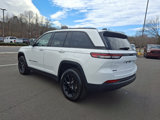 Used 2024 Jeep Grand Cherokee Altitude image 4