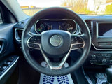 Used 2019 Jeep Cherokee Latitude w/ Popular Appearance Group image 6