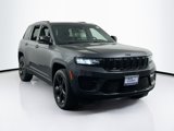 Used 2022 Jeep Grand Cherokee Altitude image 3